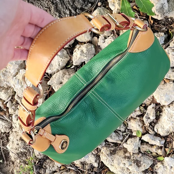 ‼️SOLD‼️ Vintage Dooney & Bourke AWL2 Grass Green Slouch Bag - Picture 12 of 12